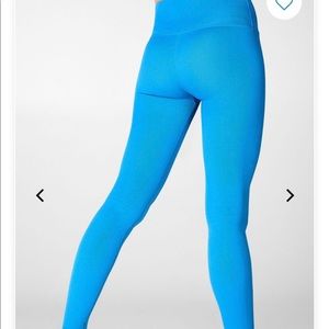NWOT Fabletics Sculptknit Leggings